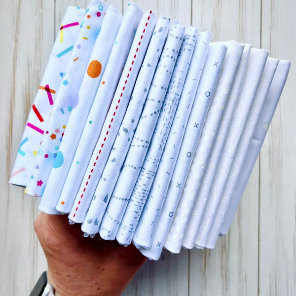 Dovetail - Fat Quarter Bundle x 15