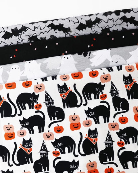 Sweet Treats - black cats (glow-in-the-dark)