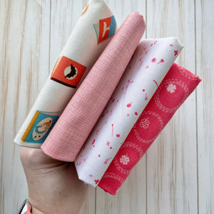 Think pink Fat Quarter bundle x 4
